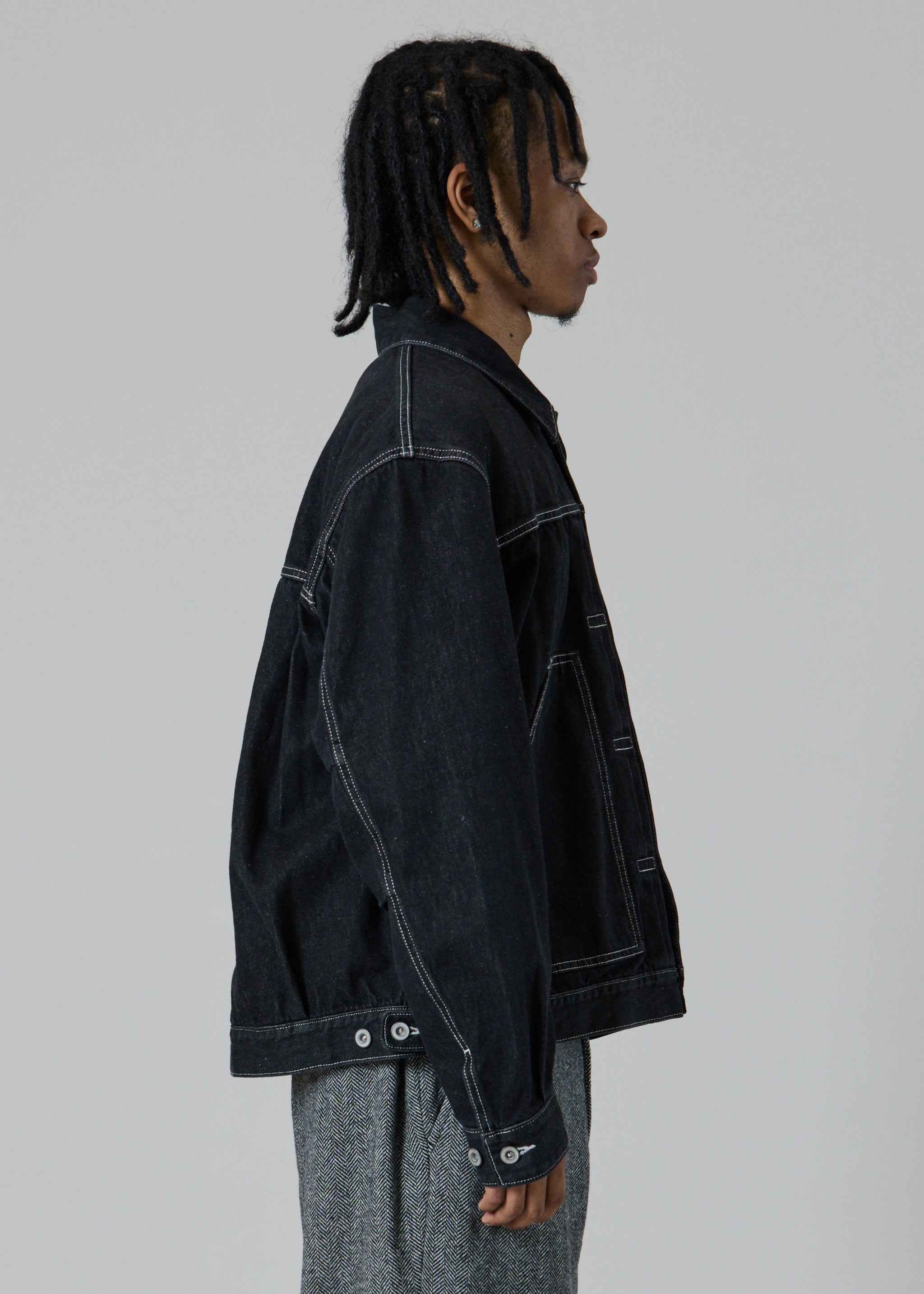 10oz SHORT DENIM JACKET – UNFRM®️ OUTDOOR STANDARD