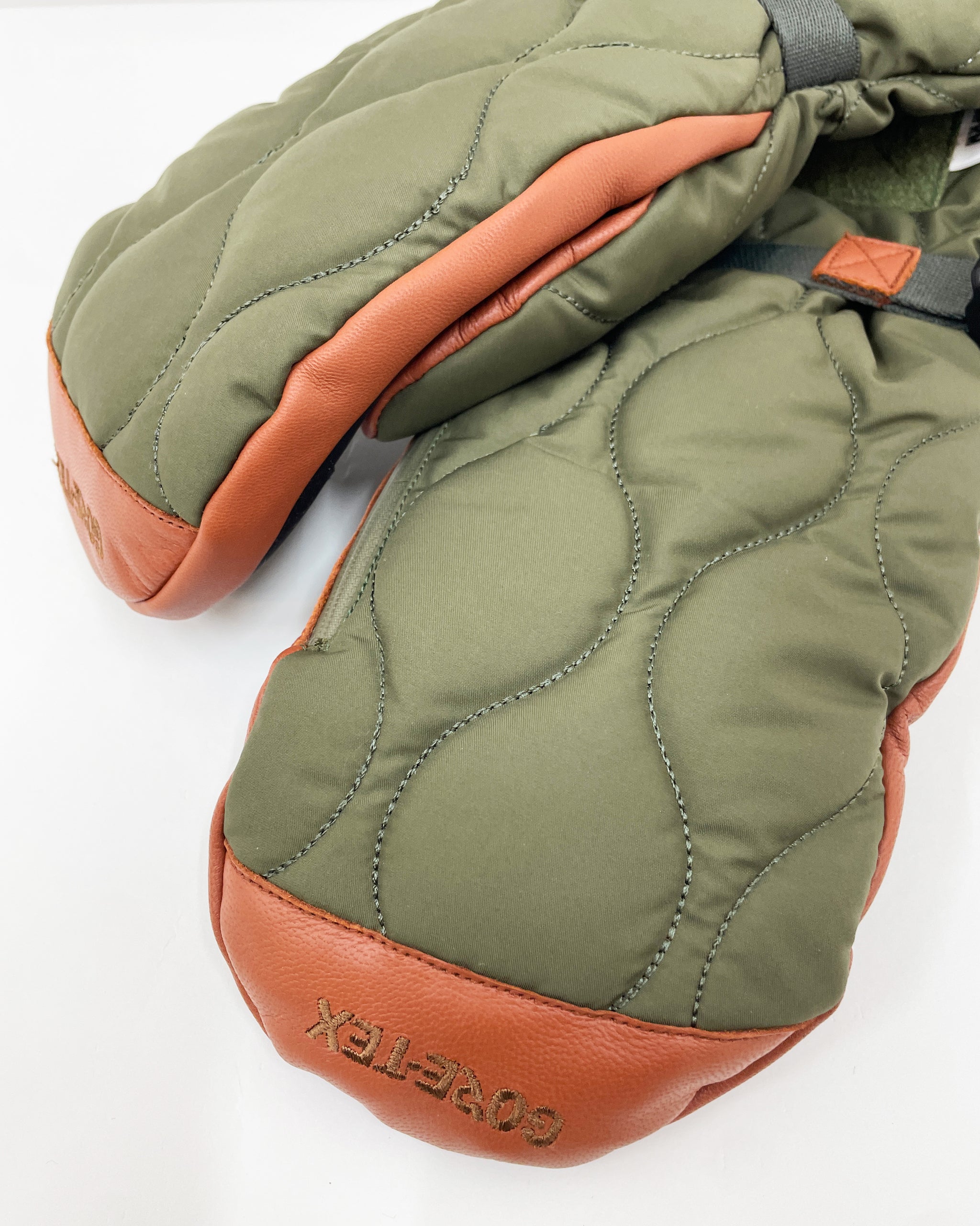 GORE-TEX MILITARY QUILT OVER MITTEN GLOVE BY ASHRAM – UNFRM GORE-TEX MILITARY QUILT OVER MITTEN GLOVE BY ASHRAM – UNFRM